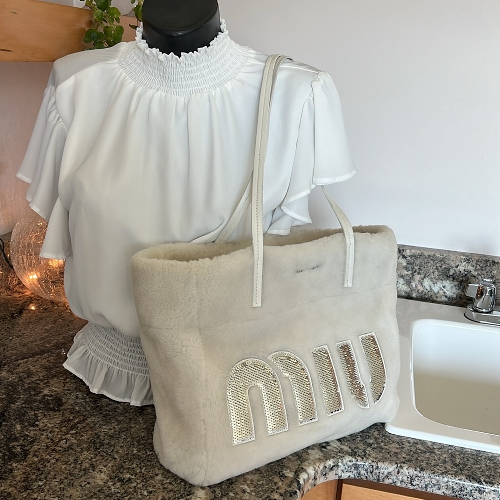 Miu Miu Wool Fur Seqiun Logo Bag - Picture 16 of 16